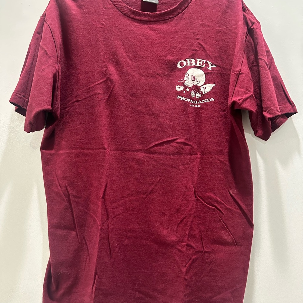 Obey Men’s Burgundy Skull Graphic Tee – Size M